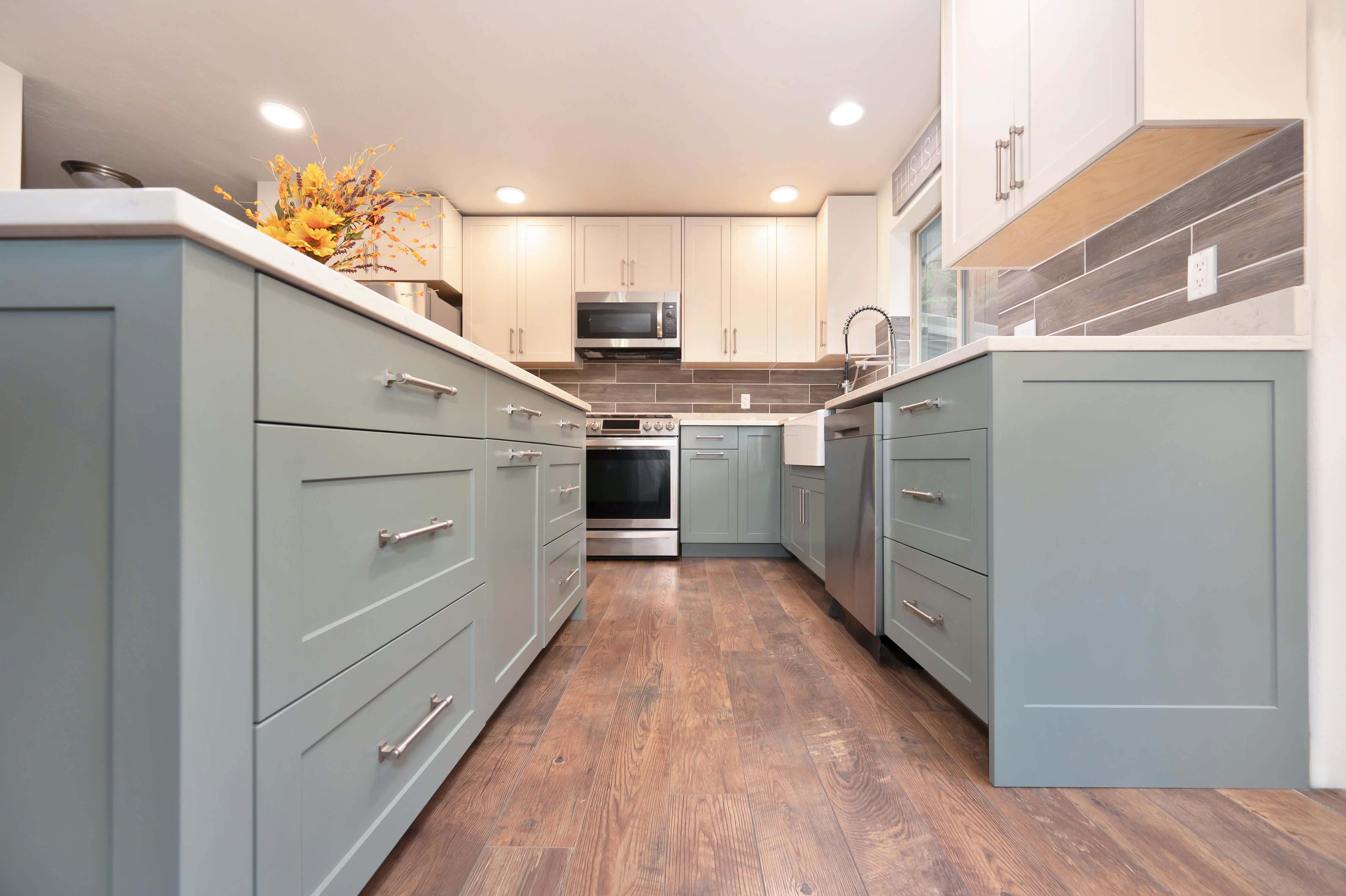 Two-Tone Kitchen
