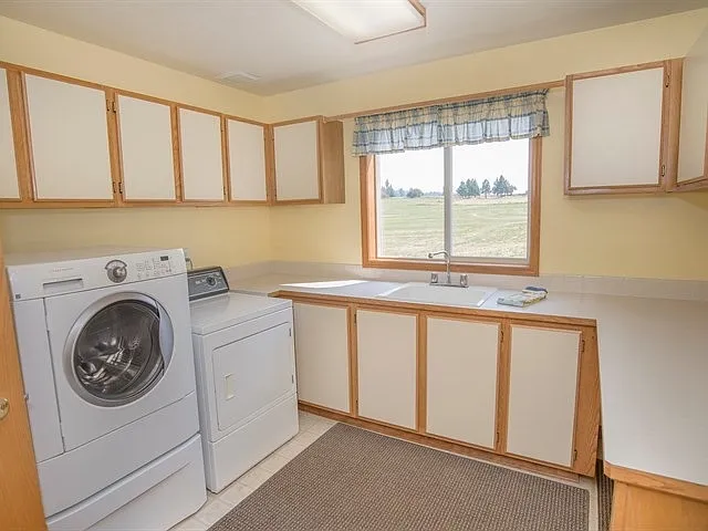 Laundry Room detail 4