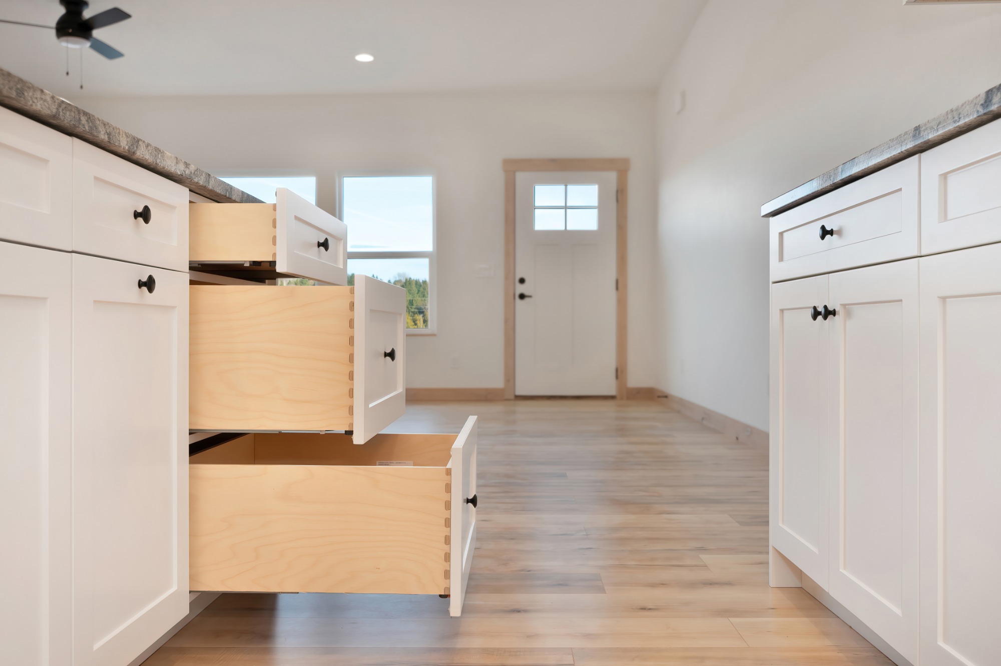 Twin Home Cabinet Package detail 4